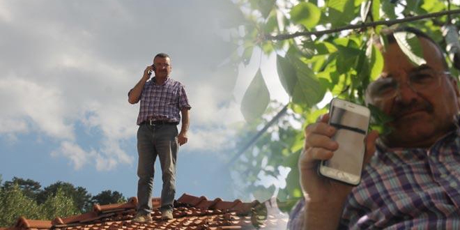Köy halkı telefonları çekmediği için zirvelere çıkıyor