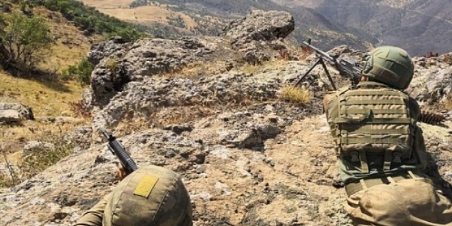 Öldürülen terörist köy muhtarının katili çıktı