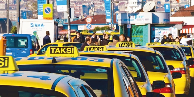 Taksilerde zamlı tarife başladı