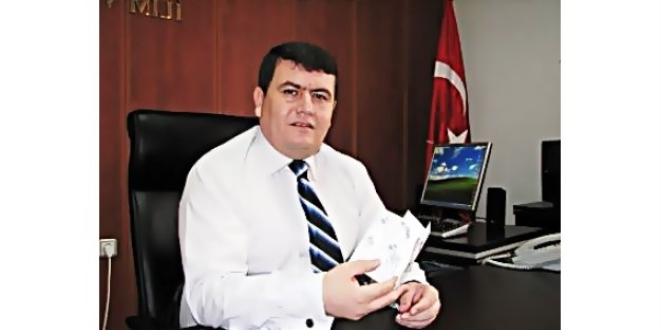 Validen dilek ağacına 'kadına yönelik şiddeti kınıyorum' notu