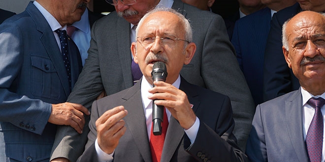 Kılıçdaroğlu, İdlip yerine 'Afrin' dedi