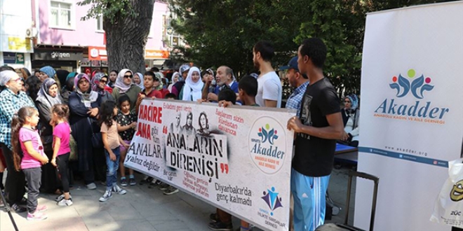Isparta'dan Diyarbakr annelerinin oturma eylemine destek