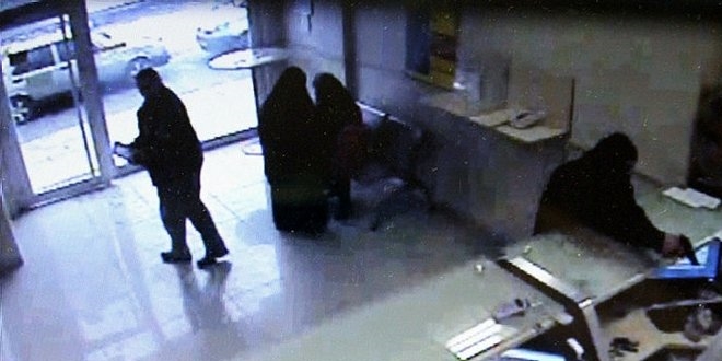 Kar maskeli soyguncu 4 yıl sonra İzmit'te yakalandı