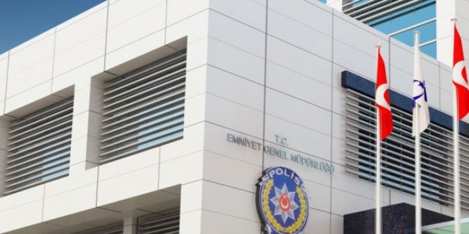 EGM'deki daire başkanlığı sayısı 35'ten 28'e düşürüldü