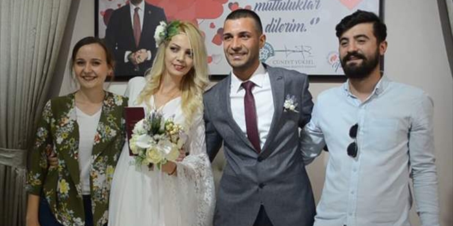 '09.09.2019' tarihini seçtiler, yoğunluğa neden oldular