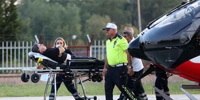 Hatay Emniyet Müdürü ambulans helikopterle Adana'ya getirildi