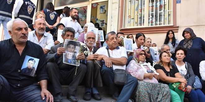HDP'li troller annelerle dalga geçme kampanyası başlattı