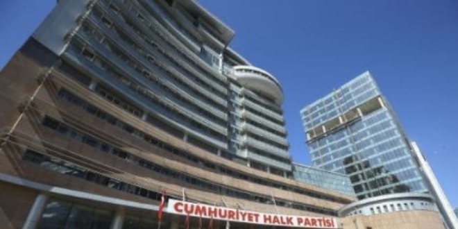 CHP pazar günü olağanüstü toplanacak