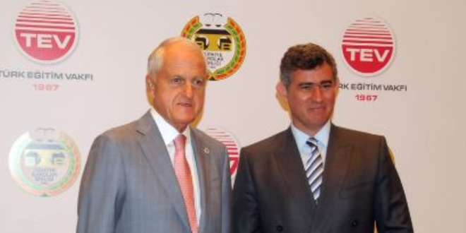 TBB Başkanı Feyzioğlu: Gel vatanına milletine hizmet et diyeceğiz