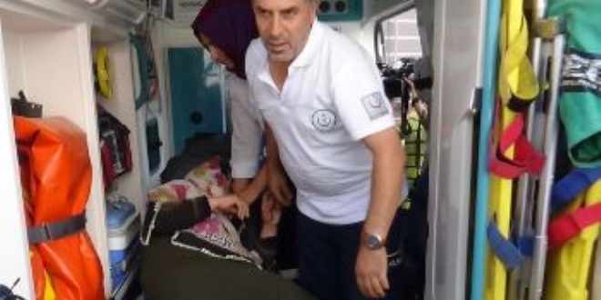 HDP önünde eylem yaparken babasının ölüm haberini aldı