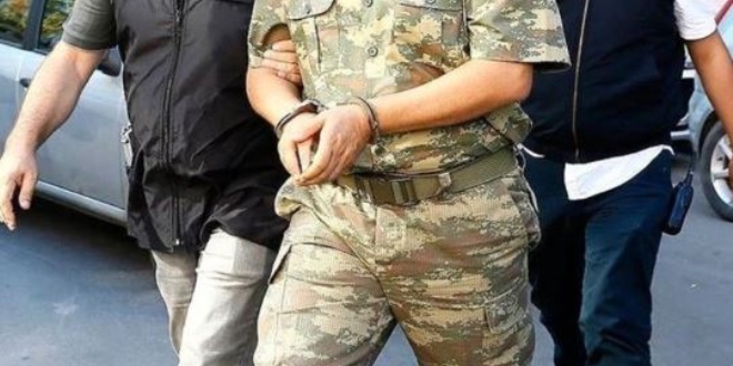 Tamamı muvazzaf 222 astsubay'a FETÖ'den gözaltı