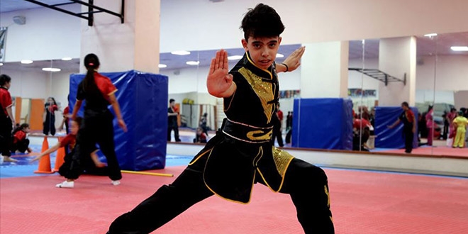 Spor sayesinde kekemeli�in �stesinden geldi