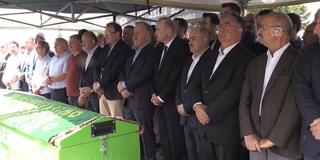 Düzce Belediye Başkanı Özlü'nün acı günü