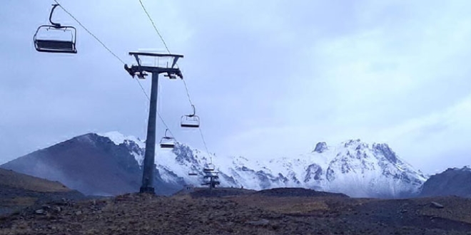 Erciyes Dağı'na mevsimin ilk karı yağdı