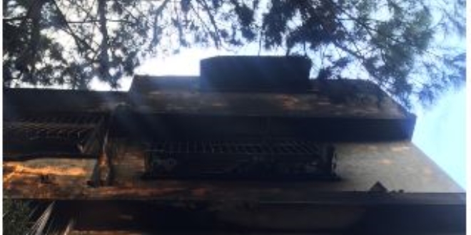 3 ki�iyi �ld�ren zanl�n�n 3 katl� evini yakt�lar