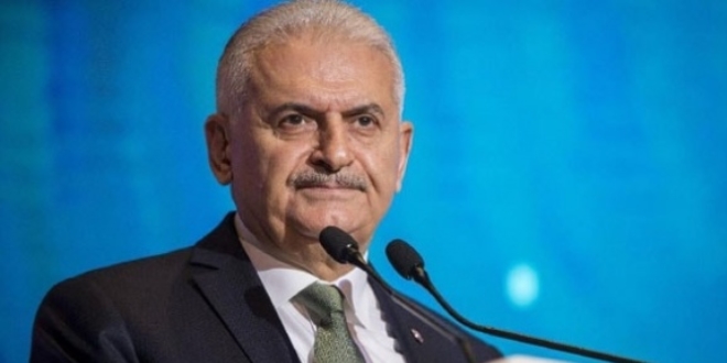 Binali Yıldırım Montreal'de Türklerle buluştu