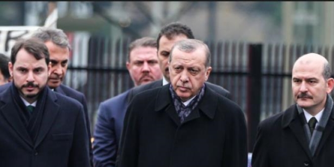 Kabine değişikliğinde yeri sağlam olan 3 Bakan