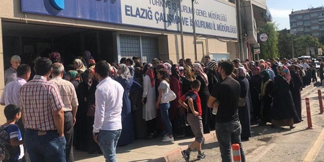 İŞKUR önlerinde TYP kuyruğu!