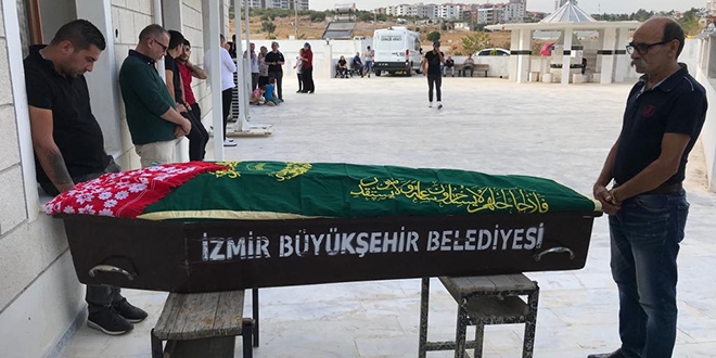 İzmir'de doktor ihmalinden ölüm iddiası