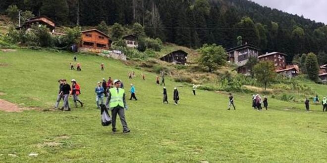 Ac�madan kirlettiler... Onlar temizledi