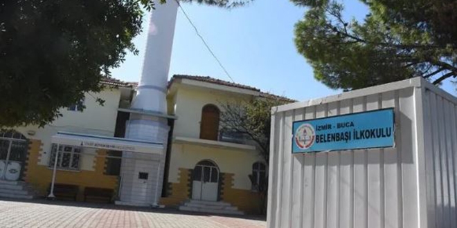 İnşaat bitmedi, öğrenciler konteynerde eğitim görüyor