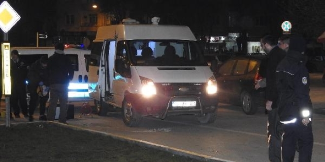 Şanlıurfa'da yol kenarına bırakılan patlayıcı imha edildi