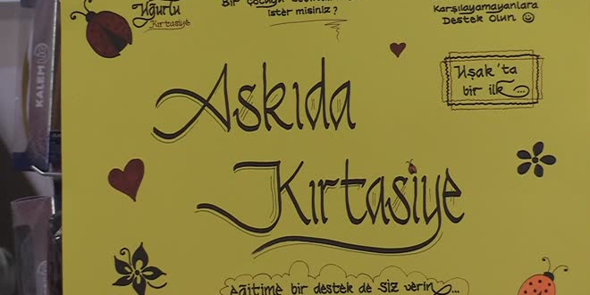 'Askıda kırtasiye' ile ihtiyaç sahibi öğrencilere umut oldu
