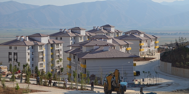 Ter�r ma�duru aileler yeni yuvalar�na kavu�uyor