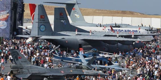 TEKNOFEST'e son g�n�nde yo�un ilgi trafi�i kilitledi