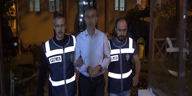 Dolandırdığı işçi tarafından parkta yakalandı