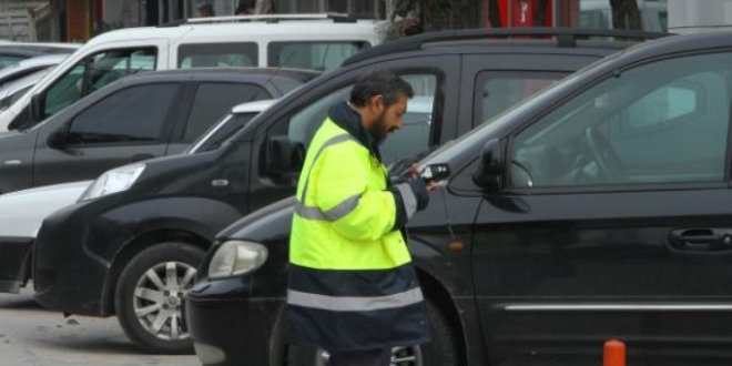 Kocaeli'de yeni otopark creti tarifesi