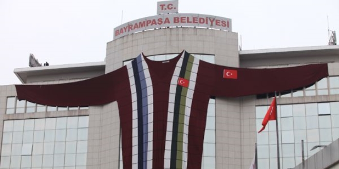 Belediye'den 593 bin liralık hediyelik eşya açıklaması