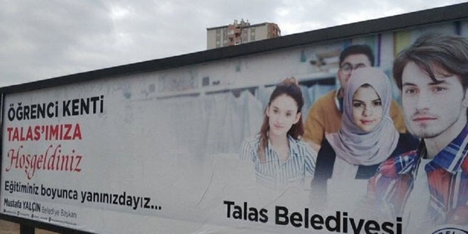 Talas Belediyesi'nden 'başörtülü Selena Gomez' açıklaması
