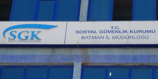 Sivil kıyafetle işe gelen 10 memura disiplin cezası