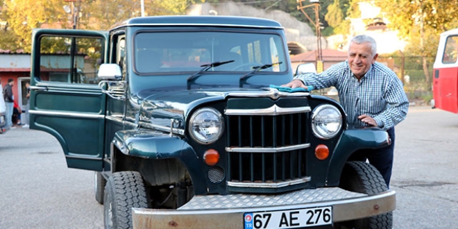 Babasından miras 1949 model cipe gözü gibi bakıyor