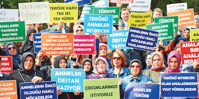 Türkiye evlat nöbetinde