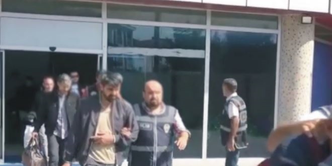 FETÖ'cülerin verdiği sorularla yükselen 5 polis tutuklandı