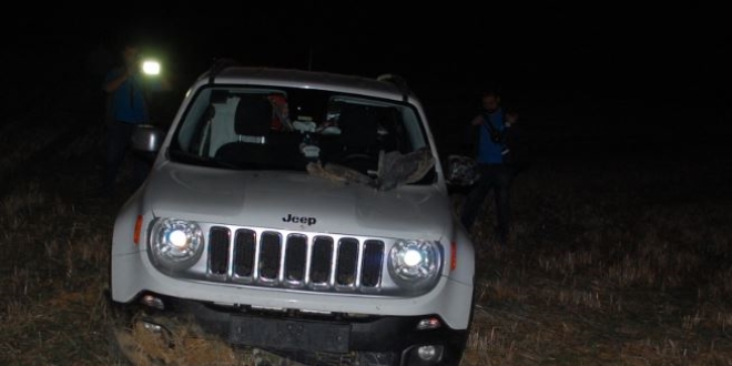 Ke�an Hakimi arabas�yla tarlaya u�tu