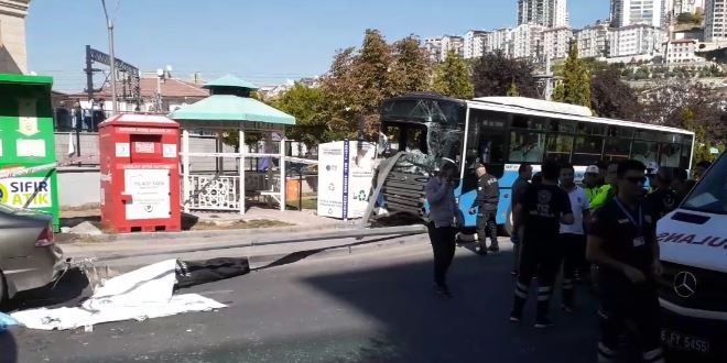 Ankara'da halk otobüsü durağa girdi: 3 ölü