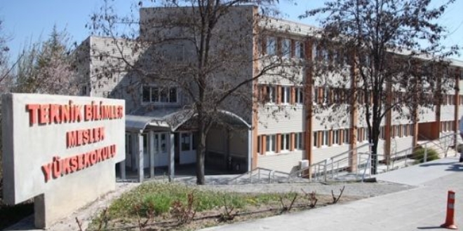 Tekirdağ'da meslek yüksek okulu binası tahliye edildi