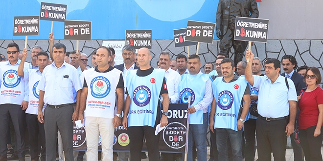 İki öğretmenin darp edilmesi protesto edildi