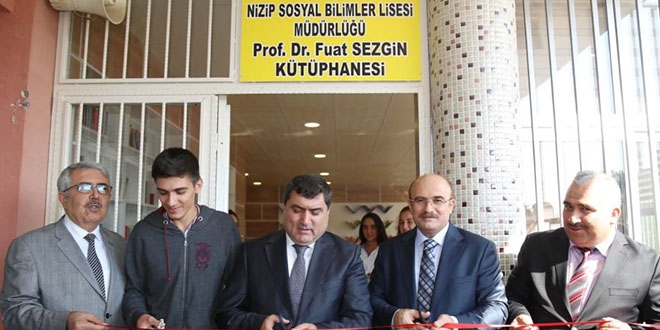 Öğretmen ve velilerin desteğiyle kütüphane kuruldu