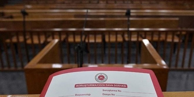 FETÖ sanıklarına hapis cezası