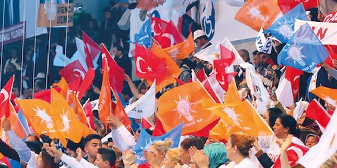 AK Parti 'birlik, beraberlik' iin yeniden yollara dyor