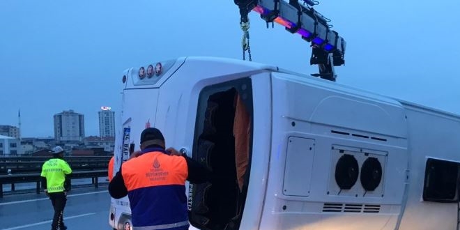 İstanbul'da otobüs kazası! Çok sayıda yaralı var
