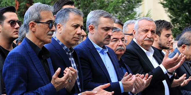 Savunma Sanayii Başkanı Demir'in acı günü