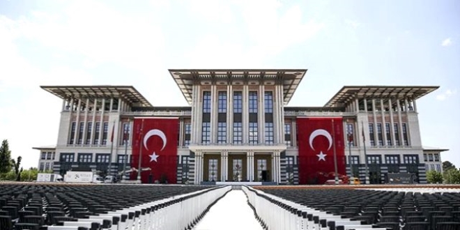 Beyaz Saray'n aklamasna ilk yant:  Trkiye gldr ve kararldr