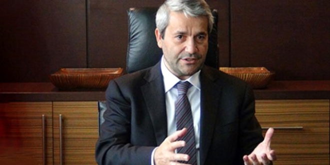 Eski bakan Nihat Ergn AK Parti'den istifa etti