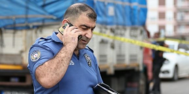 Telefonu aan polis ac haberi verdi