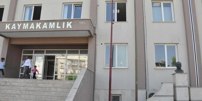 Kaymakamlıktan, evlerin zemin katlarına göçün uyarısı